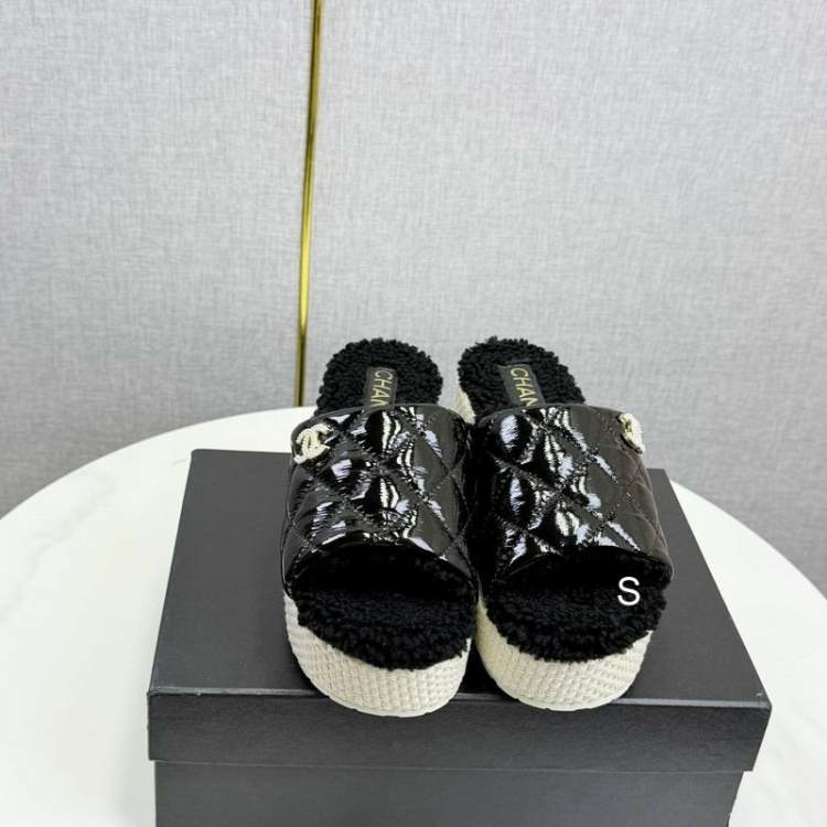 Picture of Chanel Shoes _SKUChanelsz35-40S11012921